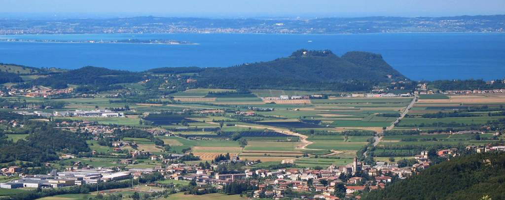 Vue Caprino et le Lac de Garde